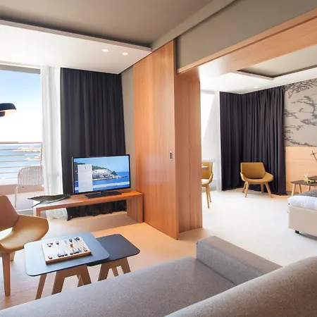 Ξενοδοχείο Palace 5*